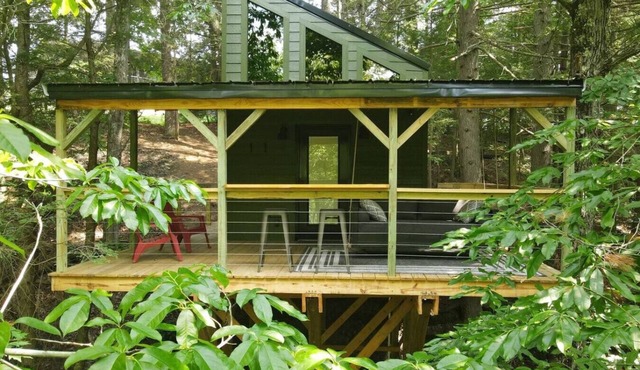 Turtle Hatch-Hillside Cottage