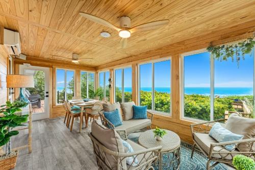 Turtle Haven - Luxury Beachfront Villa on Sea Turtle Nesting Grounds - Heated Pool & Spa