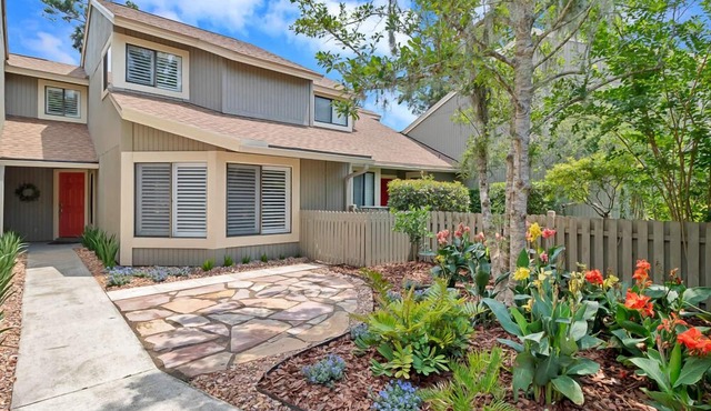 Turtle Nest - Quiet 2-bedroom Condo with Water View in TPC Sawgrass