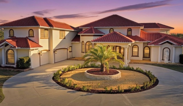 Tuscan Countryside Estate on 12.33 Private Acres