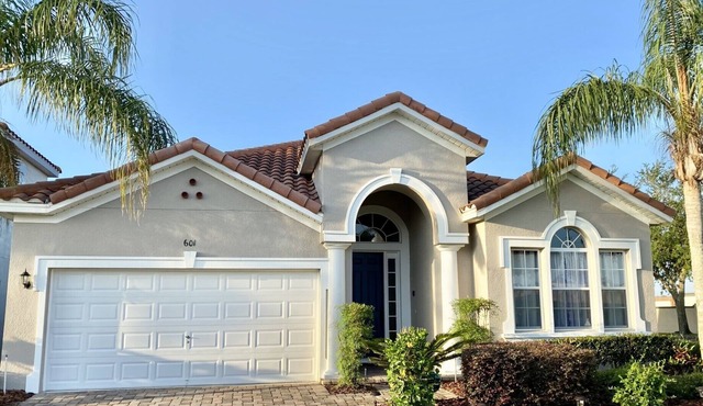 Tuscan Hills Beauty with South Facing Pool