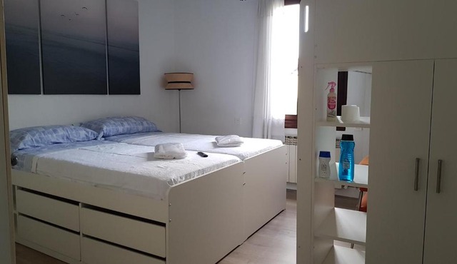 TUUL ETXEA, Habitación en caserío a 8km de Bilbao, Baño compartido