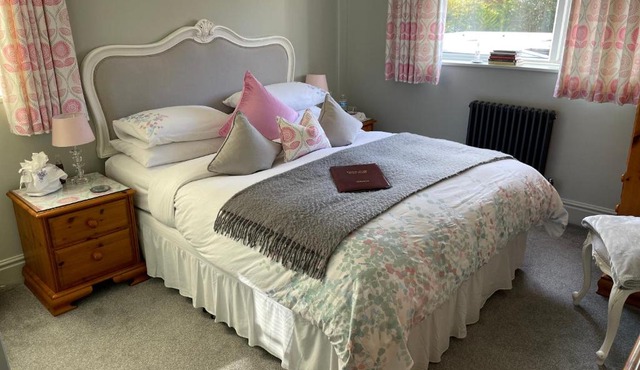 Twelfth Night Guesthouse