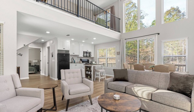 Twelve Lakes Villa #2 - Near Lake - Brand New Home