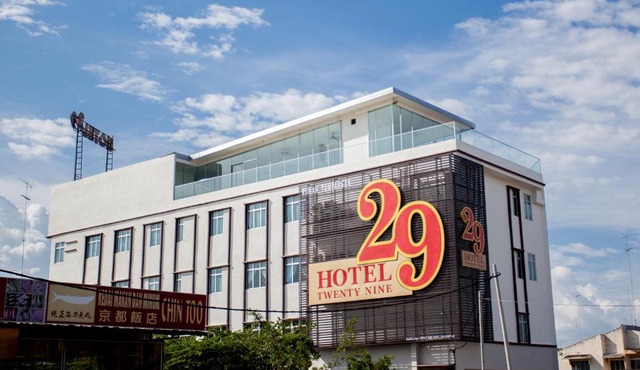 Twenty Nine Hotel