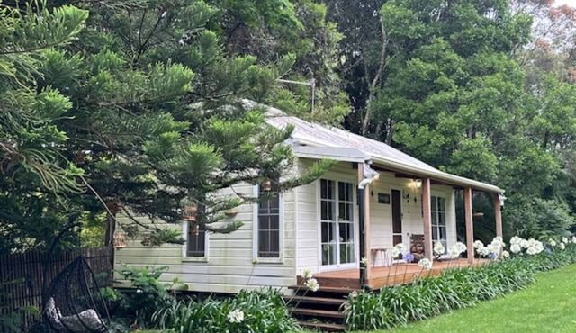 Twilight Cottage at Avalon Gardens