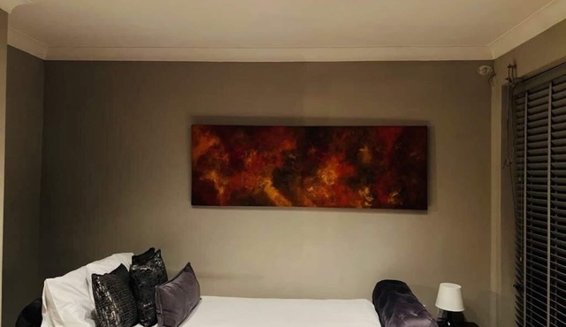 Twilight - Contemporary modern, urban flat nestled in london in a quiet area.