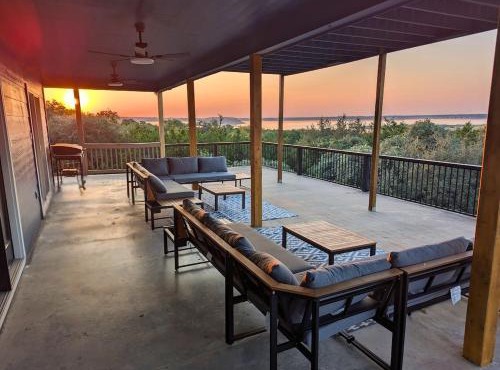 Twilight Hollow - Lakeview Retreat - Sleeps 24
