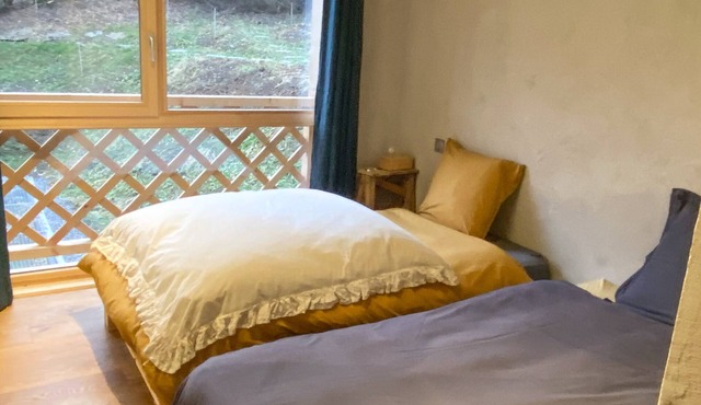 Twin bed and breakfast with garden and mountain vi