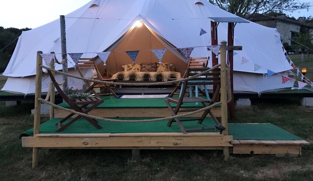 Twin Emperor Tent - Bbq, Pool & Pet Friendly