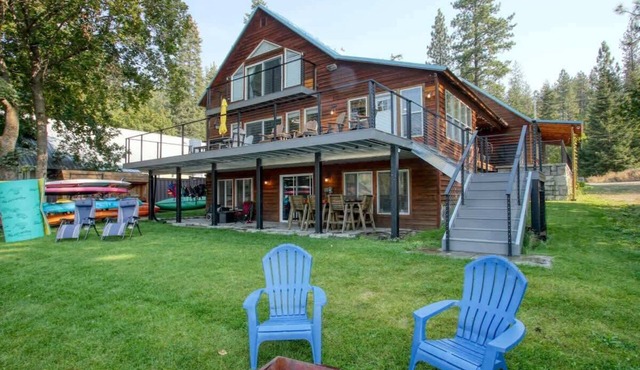 Twin Lakes Waterfront– Dock, Fire Pit & Family Fun