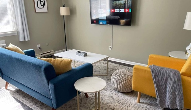 Twin Oaks Extended Stay One Bedroom - 2817 Apt 6