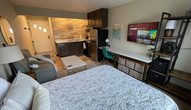 Twin Oaks Extended Stay Studio - 2817 Apt 8