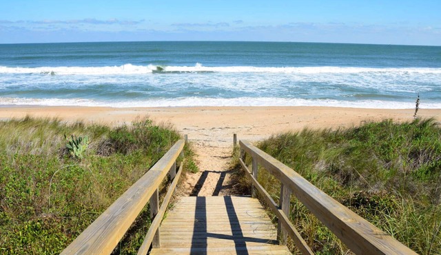 Twin Palms Beach House - Pool Hottub Game Room
