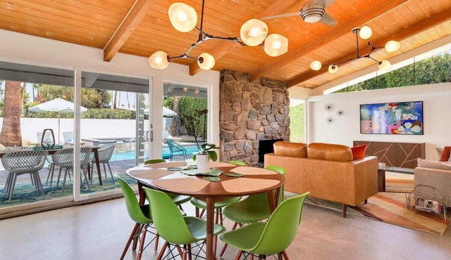 Twin Palms Mid-Century w Private Pool/Spa & Views
