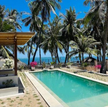 Twin Palms Rote