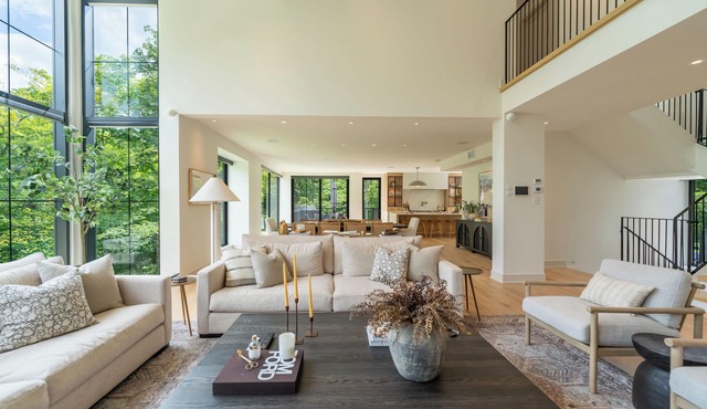TWIN PEAKS - LUXURY 5BR SKI-IN/SKI-OUT