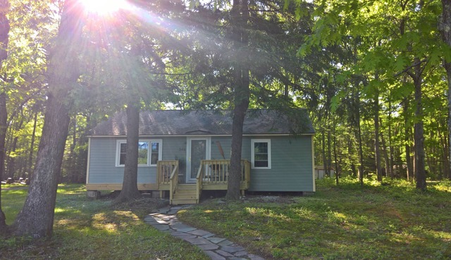 Twin Pines Cottage, a cozy and relaxed vaction awaits