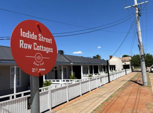 Twin Queen Room CBD Apartments