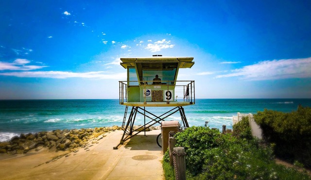 Twin Retro Star-Wagon Resort, Ocean Front, 6 Beds