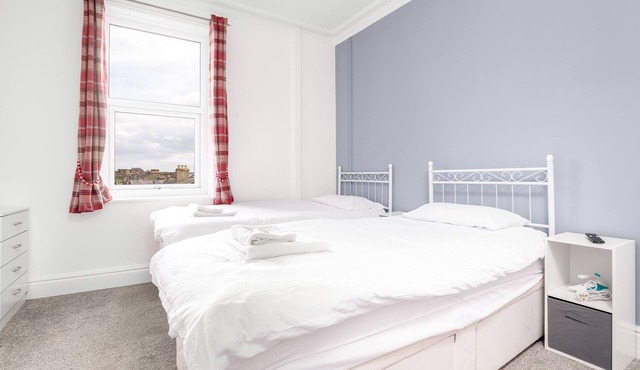 Twin Single Beds, Private Bathroom