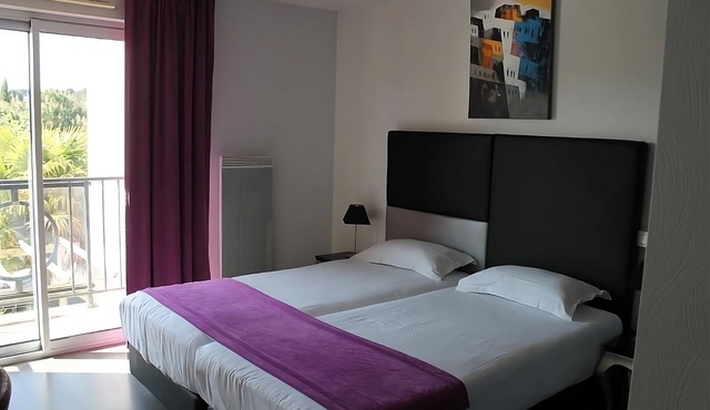 Twin Studio w/Terrace Near La Baule Beach & Seaside Promenade