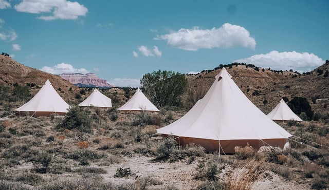 Twin Tent w/Shared Bathroom - Beauty awaits you just past the red cliffs.