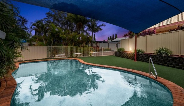 Twin Towns & Coolangatta Beaches