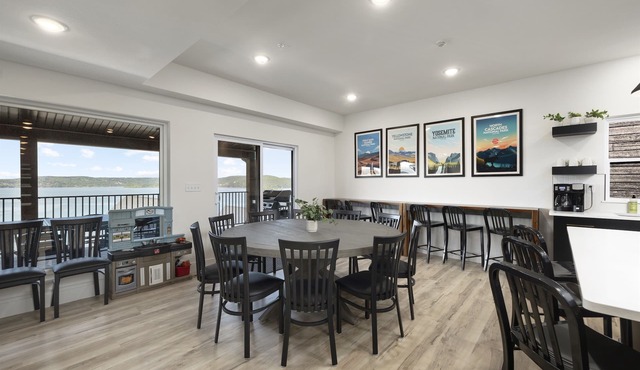 Two 7 bdrm homes (sleeping 56) - private hot tubs, fire tables, & entertainment