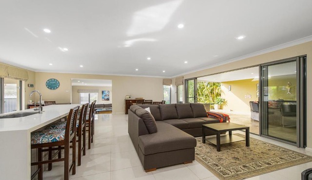 Two Beaches, 9 Rodley Street, Bonny Hills