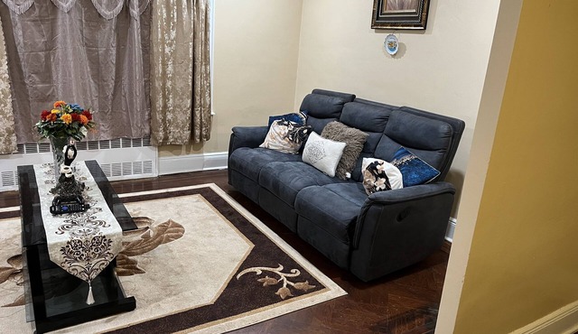 Two beautiful bedrooms in the heart of old mi basin