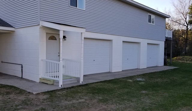 Two Bed Room with Two Luxury Bathrooms including Jacuzzi tubs, Open year round