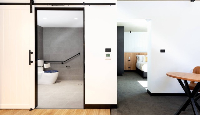 Two Bedroom Accessible In CBD