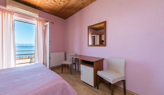 Two bedroom apartment with terrace and sea view Živogošće - Blato, Makarska (A-1057-d)