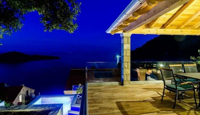 Two bedroom apartment near beach Sobra, Mljet (A-22926-a)