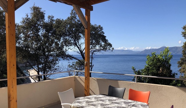 Two bedroom apartment near beach Kozarica, Mljet (A-4950-a)