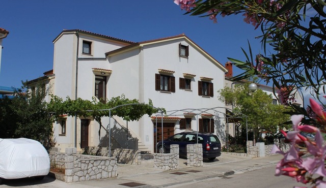 Two bedroom apartment with terrace Mali Lošinj, Lošinj (A-7978-a)