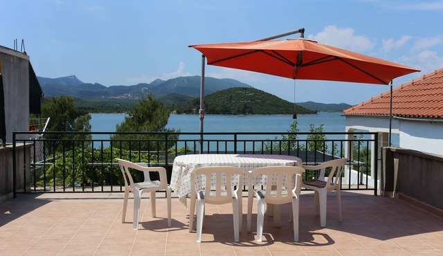 Two bedroom apartment near beach Luka Dubrava, Pelješac (A-284-a)