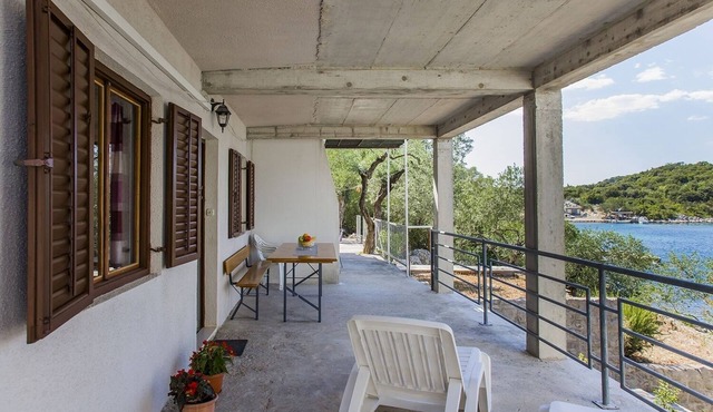 Two bedroom apartment near beach Žuronja, Pelješac (A-14095-a)