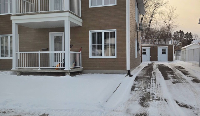 Two-bedroom apartment in labaie