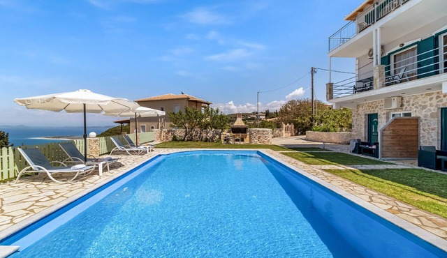 Two-Bedroom Apartment 1 with Sea View, Shared Pool & Wi-Fi