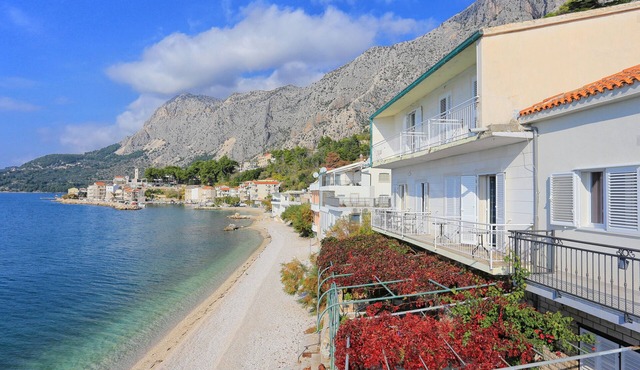 Two bedroom apartment near beach Drašnice, Makarska (A-2644-c)