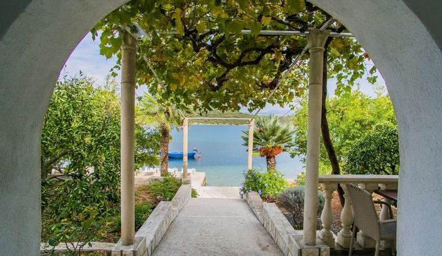 Two bedroom apartment near beach Luka Dubrava, Pelješac (A-24568-a)