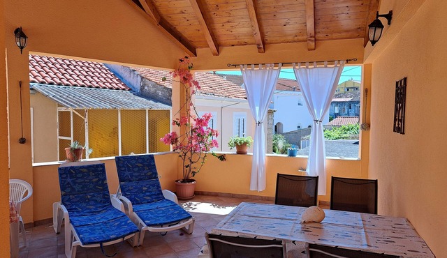 Two bedroom apartment with terrace and sea view Kukljica, Ugljan (A-8209-a)