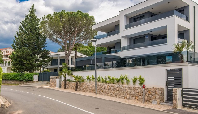 Two bedroom apartment with terrace and sea view Vantačići, Krk (A-19382-a)