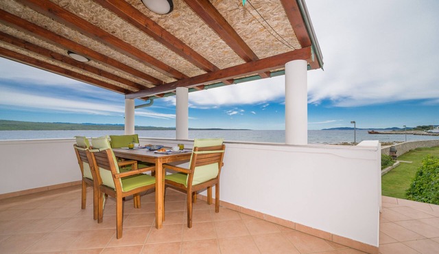 Two bedroom apartment near beach Nerezine (Lošinj) (A-7963-c)
