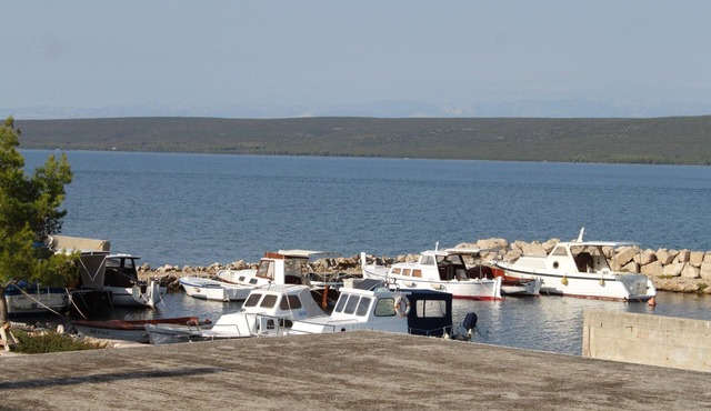 Two bedroom apartment with terrace and sea view Neviđane, Pašman (A-8453-d)
