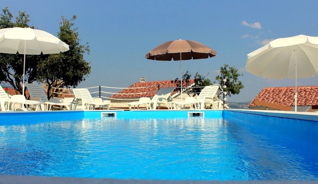 Two bedroom apartment with terrace and sea view Posedarje, Novigrad (A-6162-b)