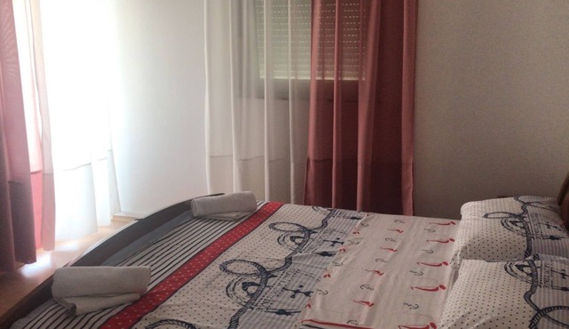Two bedroom apartment near beach Povljana, Pag (A-7505-a)