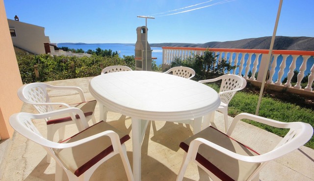 Two bedroom apartment with terrace and sea view Vlašići, Pag (A-9324-b)